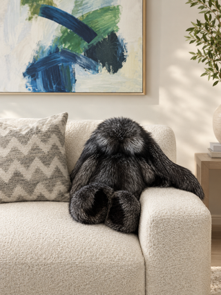 Fox Fur Bunny - Sofa Jewelery